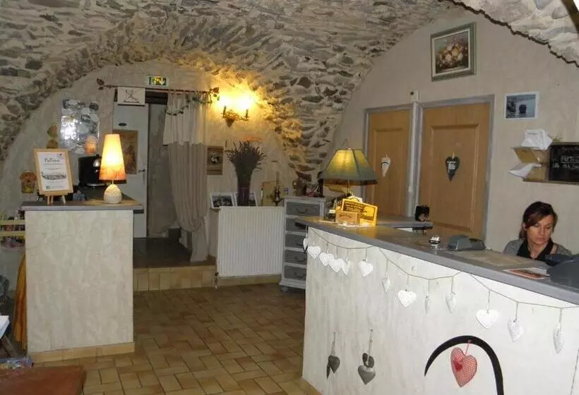 Majatalo Gîte Auberge Les Terres Blanches De Méolans