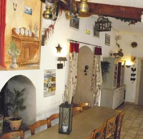 Majatalo Gîte Auberge Les Terres Blanches De Méolans