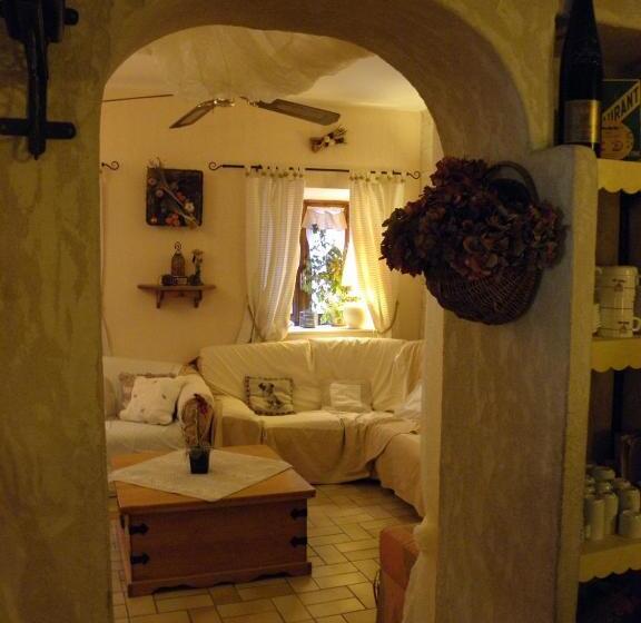 بنسيون Gîte Auberge Les Terres Blanches De Méolans