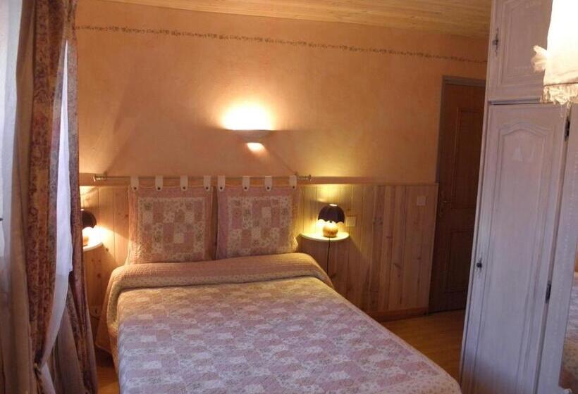 بنسيون Gîte Auberge Les Terres Blanches De Méolans