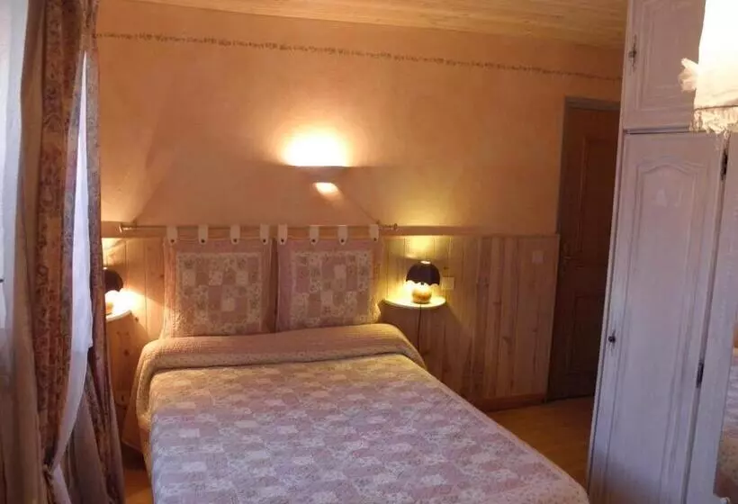 Majatalo Gîte Auberge Les Terres Blanches De Méolans