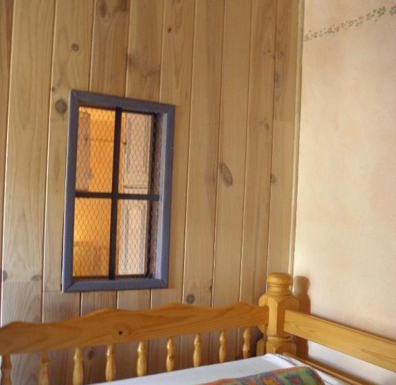 بنسيون Gîte Auberge Les Terres Blanches De Méolans