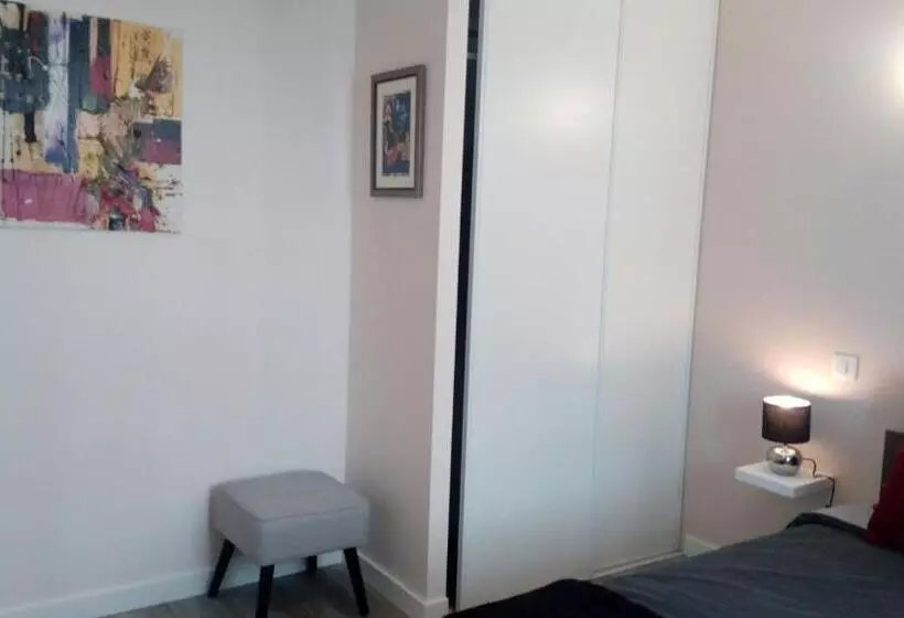 ペンション Les Chambres Hautes D'anastasia