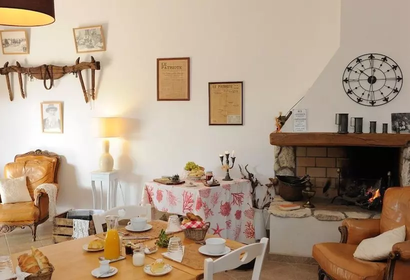 Majatalo Maison D'hôtes Villa A Manichetta