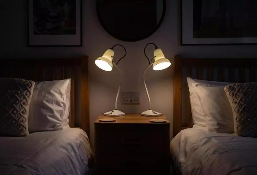 Majatalo Roskhill House