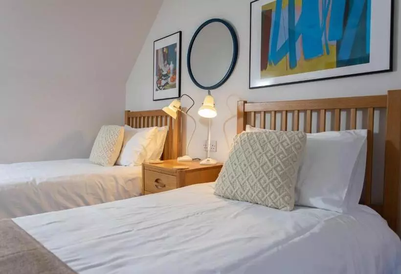 Majatalo Roskhill House