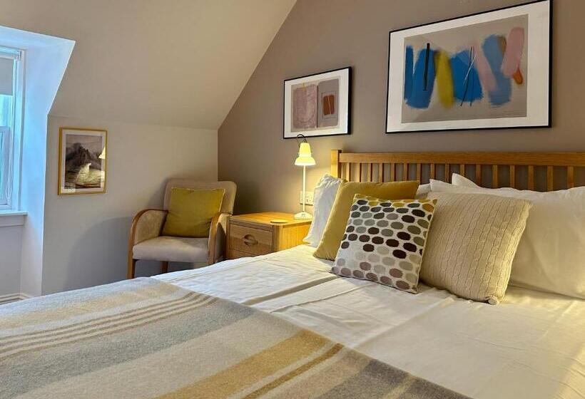 ペンション Roskhill House