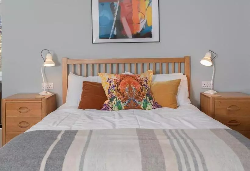 Majatalo Roskhill House