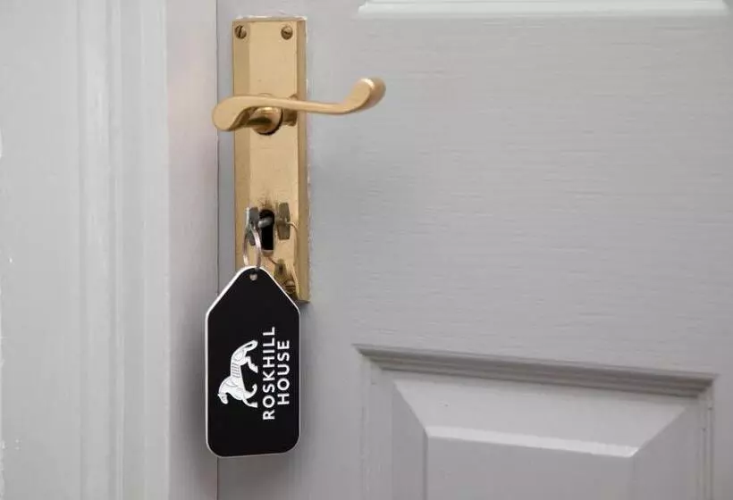 Majatalo Roskhill House