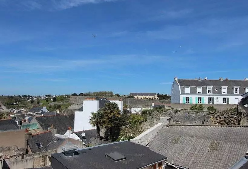 Residence Hoteliere Sarah Bernard
