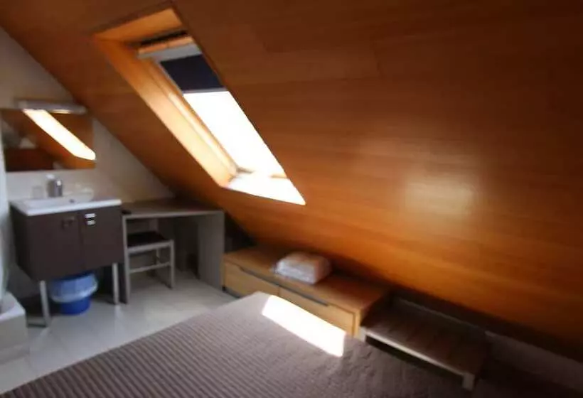 Residence Hoteliere Sarah Bernard