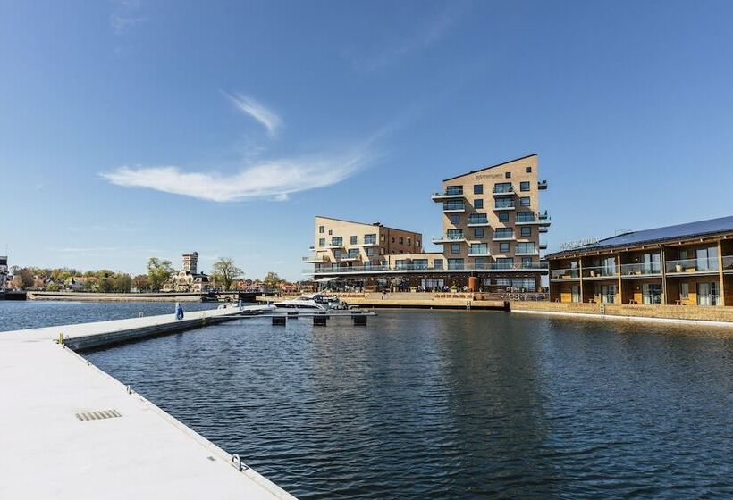 Slottsholmen Hotell Och Restaurang