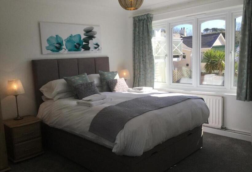 Beau Vallon Holiday Apartments