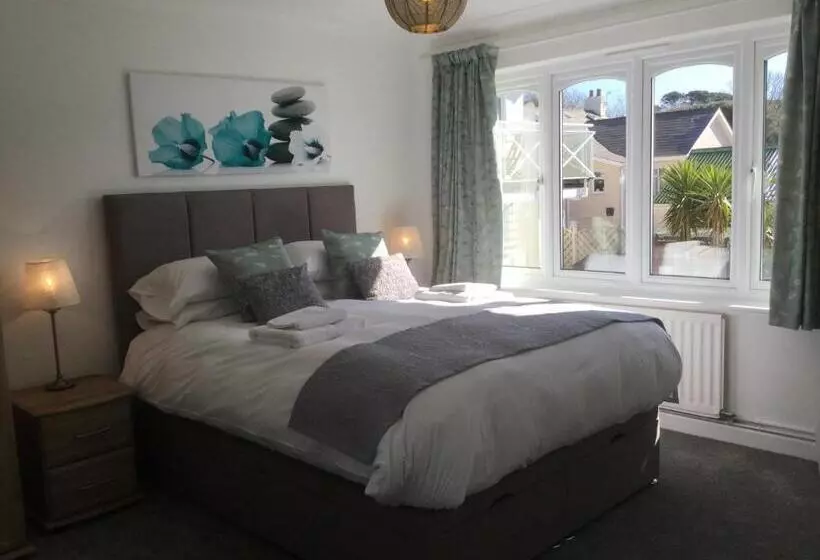 Beau Vallon Holiday Apartments