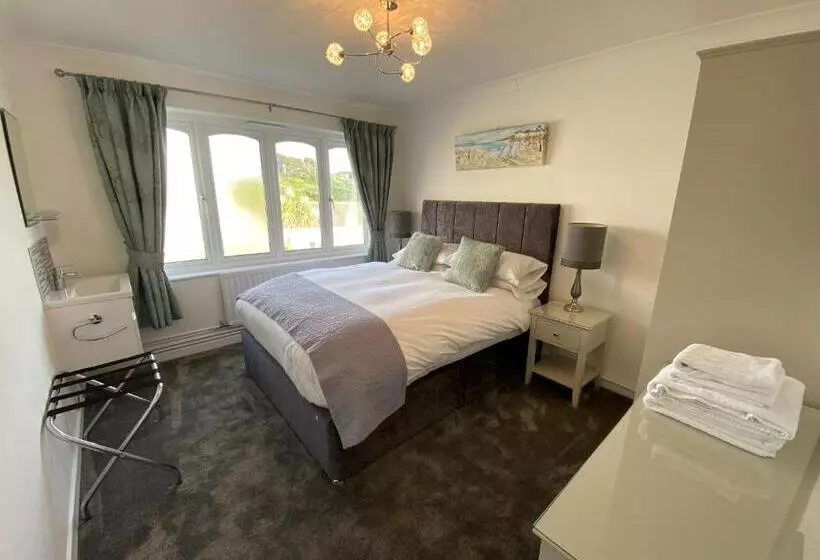 Beau Vallon Holiday Apartments