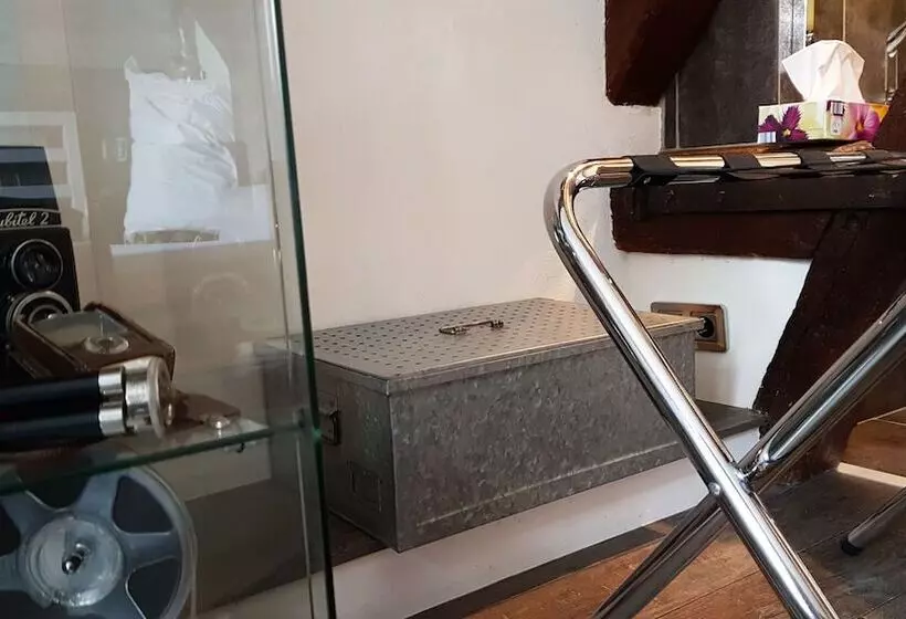 تختخواب و صبحانه Chambre D Hôtes   Les Convivhotes