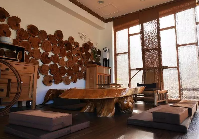 تختخواب و صبحانه Cherng Yuan