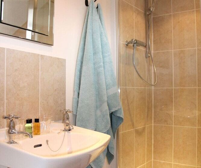 צימר Middle Burrow