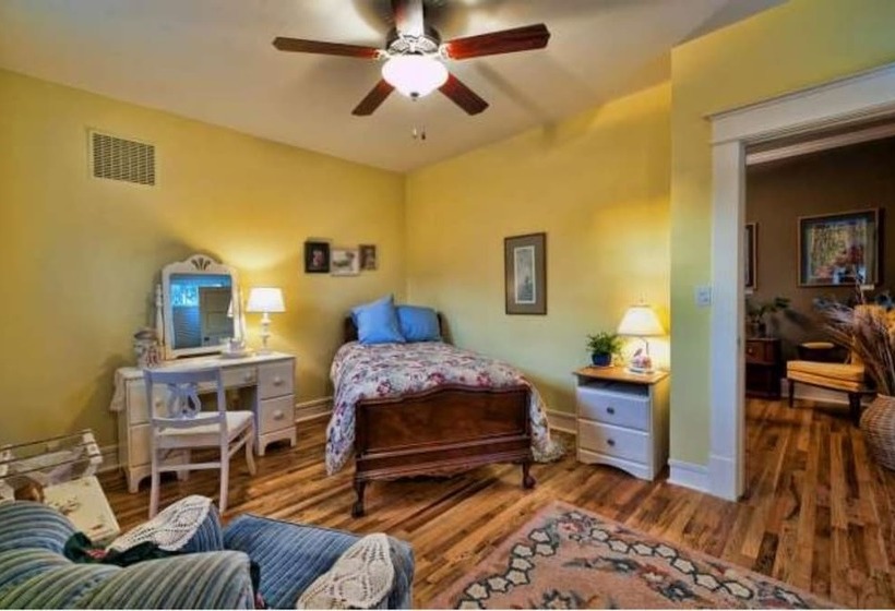 ベッドアンドブレックファースト The Maxwell House