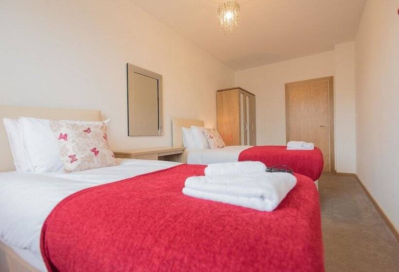 Hamilton Grace The Quadrant