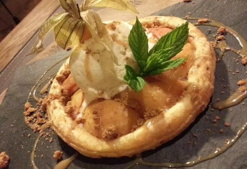 هتل Hôtel Restaurant L Oustaloun