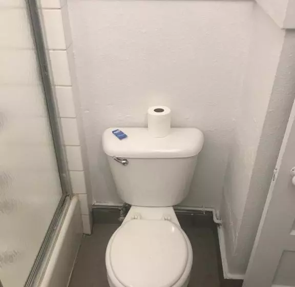 Hotelli West Inn Hollywood La