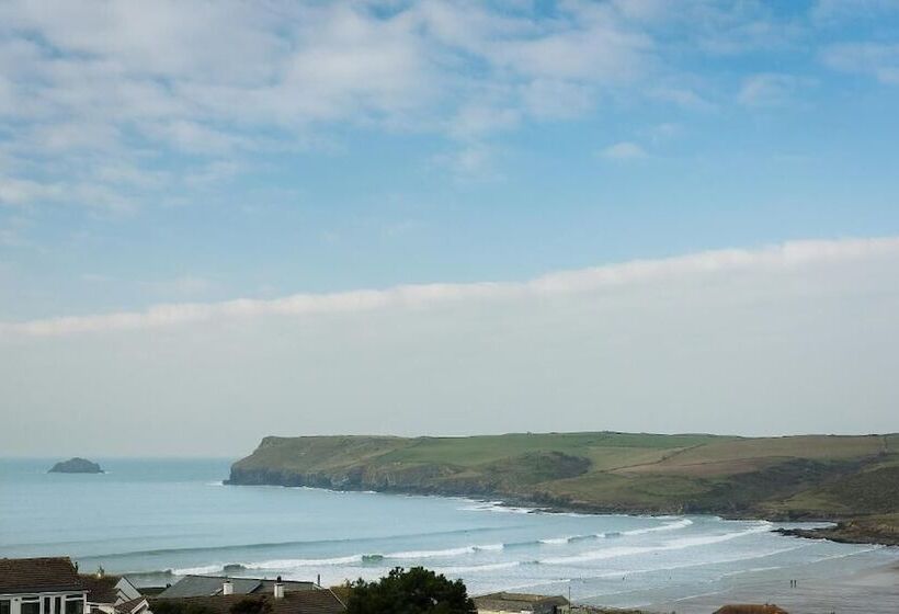 Oystercatcher Apartments