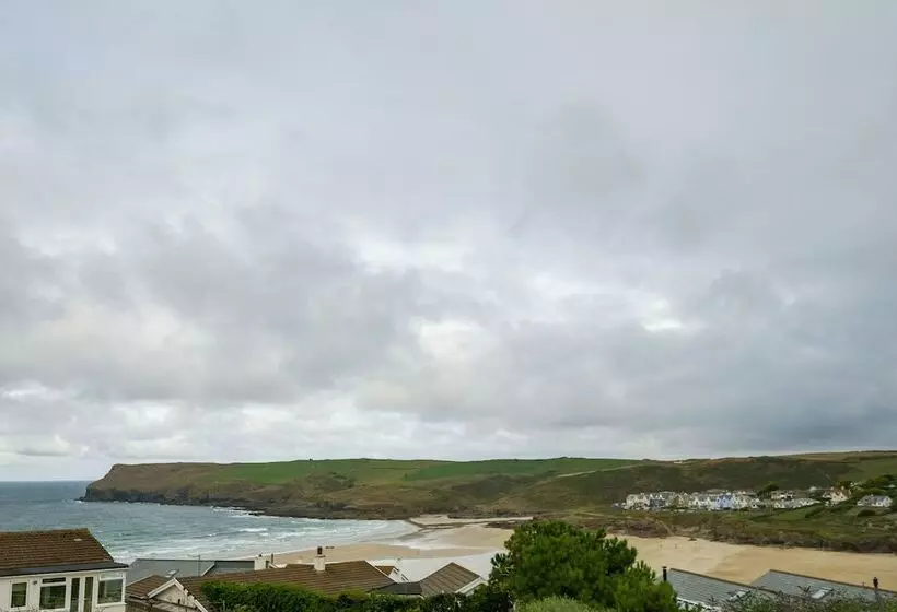 Oystercatcher Apartments