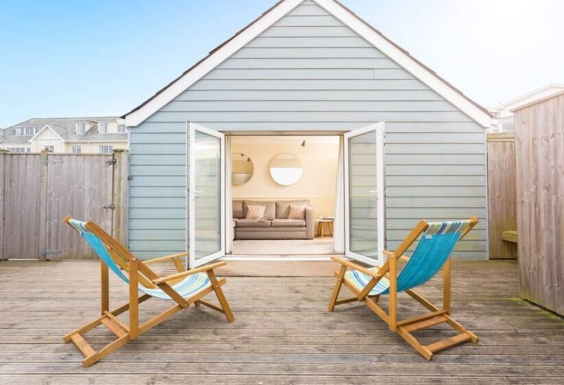 Oystercatcher Apartments