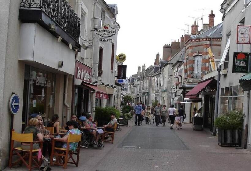 بنسيون Felicidade Hostel