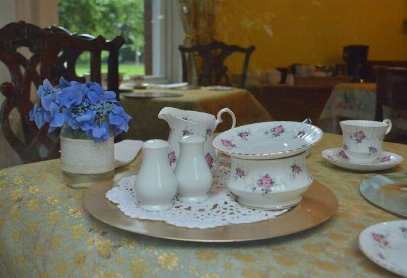 Пансион Glenmore Manor Guesthouse