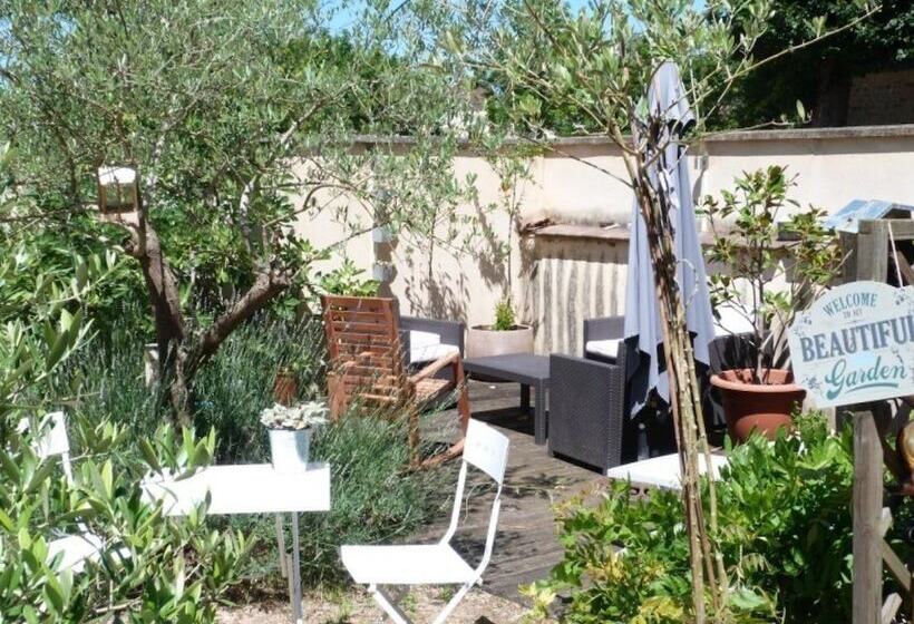 بنسيون Le Clos Des Oliviers