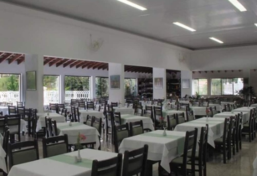 Resort Monte Das Oliveiras