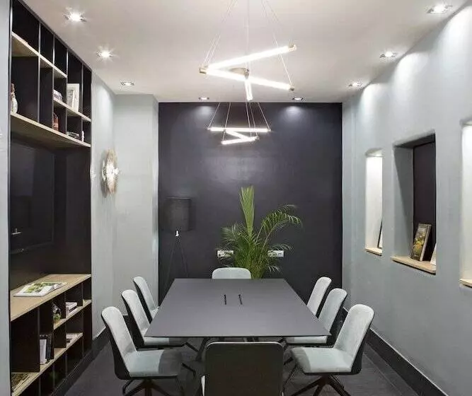 Central Hotel, Trademark Collection By Wyndham