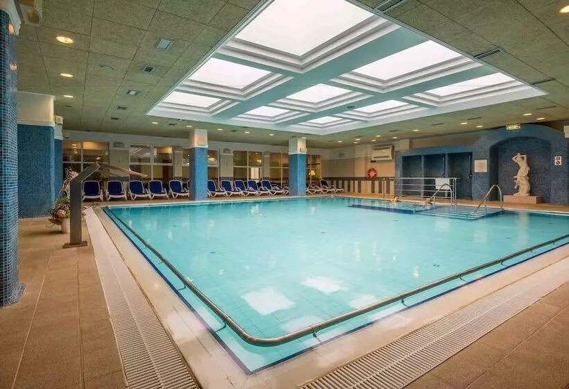 בית מלון כפרי Ensana Bradet