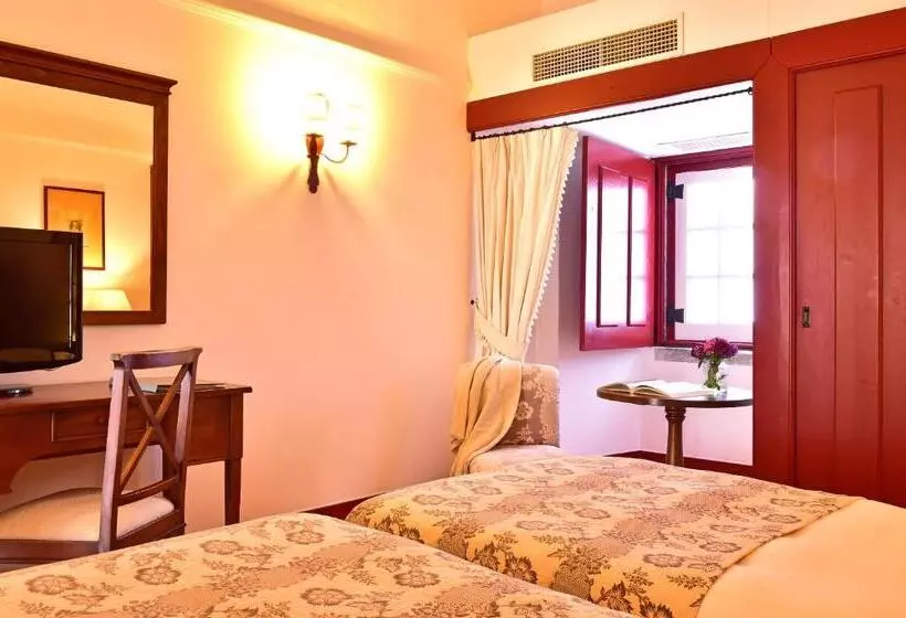 Отель Pousada Convento De Beja