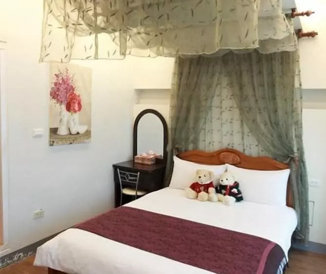 تختخواب و صبحانه Beauty Home Homestay