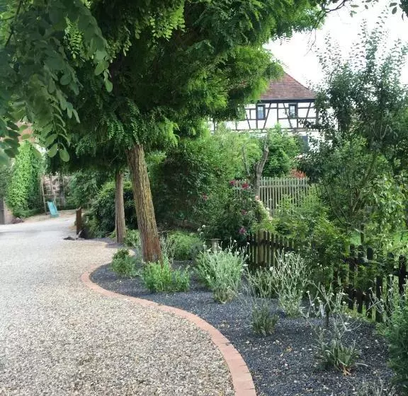 ベッドアンドブレックファースト Les Chambres De L'atelier