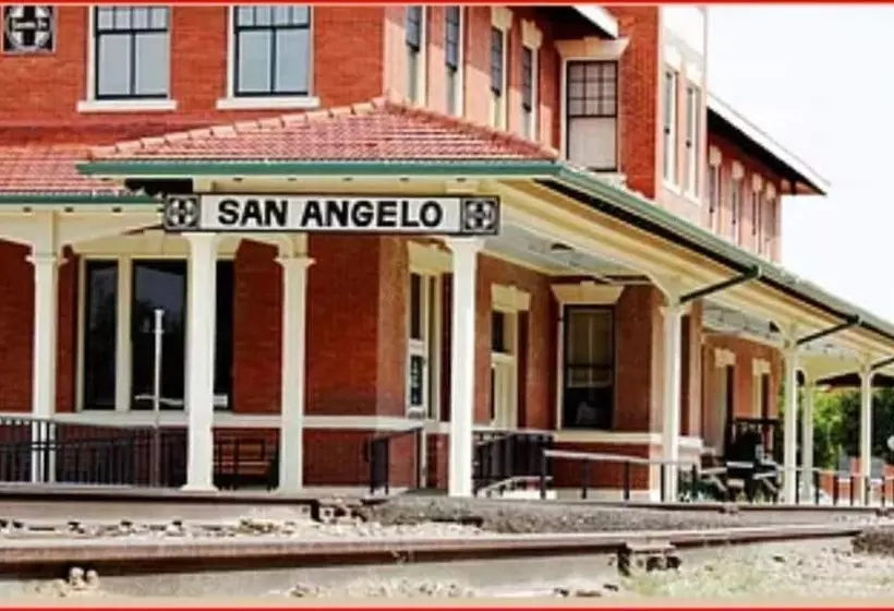 Aamiaismajoitus (B&B) Music Garden Mansion