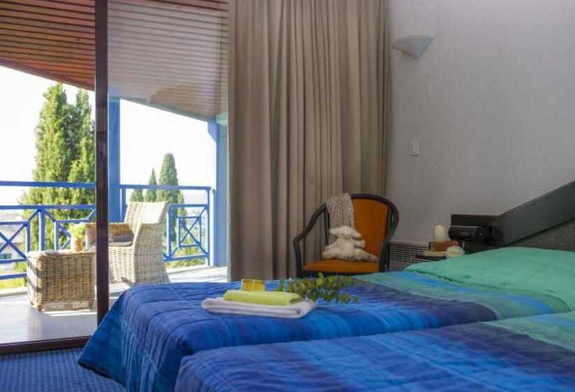 בית מלון כפרי Aec Village Vacances   Les Cèdres