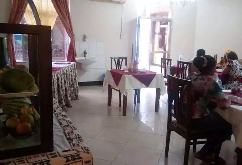 هتل Ancestors Lodge