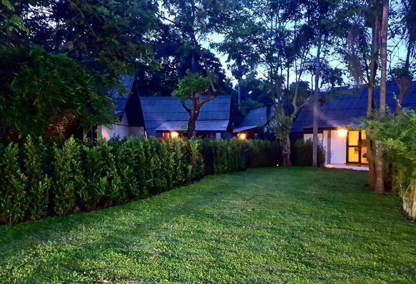 هتل Banyan Resort@rayong