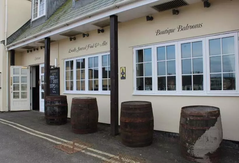 ホテル Bridport Arms