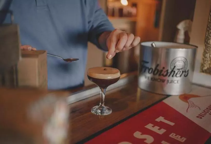 ホテル Bridport Arms