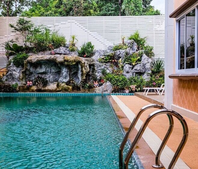 בית מלון כפרי Chokdee Place