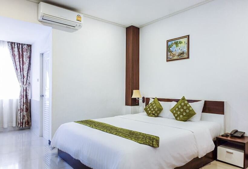 בית מלון כפרי Chokdee Place