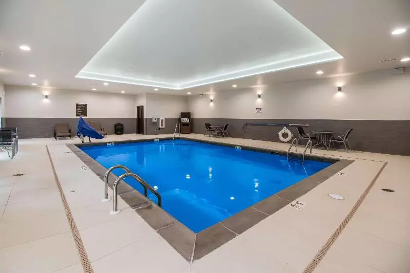 ホテル Comfort Suites