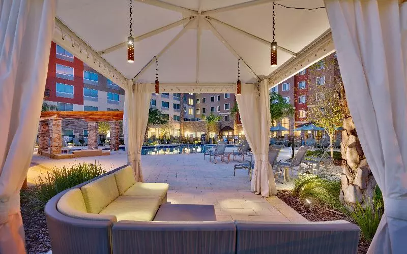 Hotelli Holiday Inn Express & Suites   Gainesville I 75, An Ihg