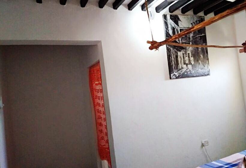 בית מלון כפרי Tuna Lodge