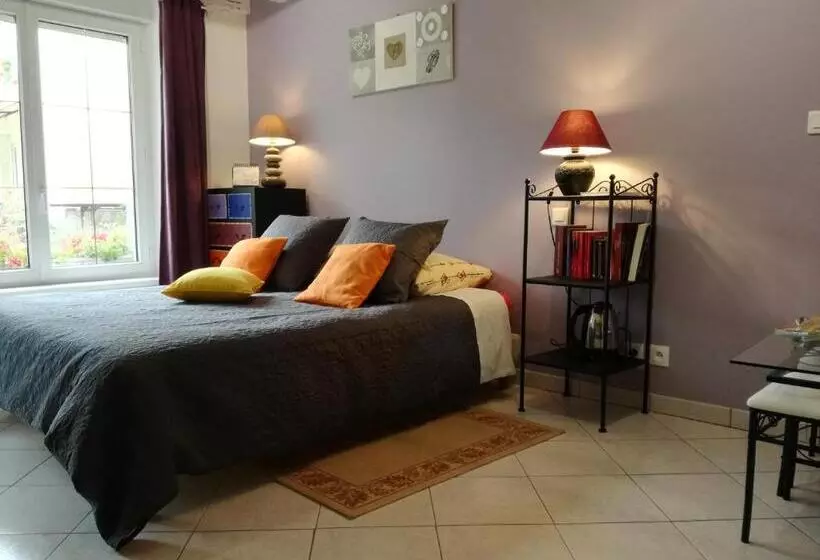 Majatalo Atypiques Confitures, Chambres D Hôtes